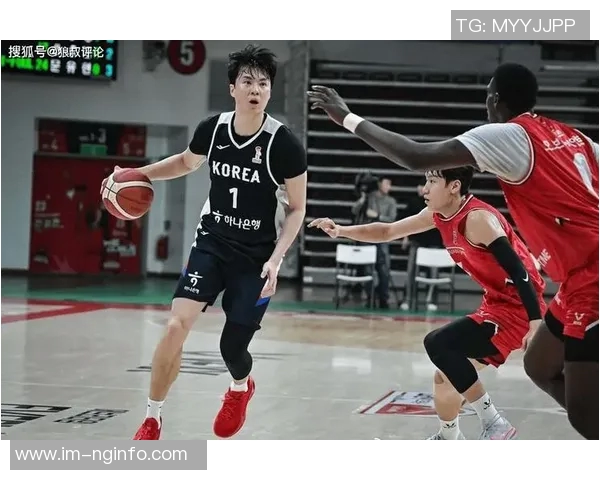 媒体人分析李贤重表现称其面对防守如库里般出色不是实力使然